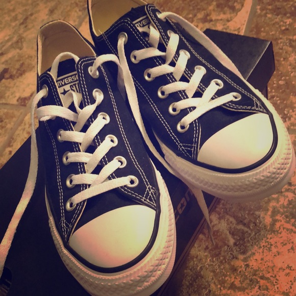 Converse Shoes - Black converse women’s size 9